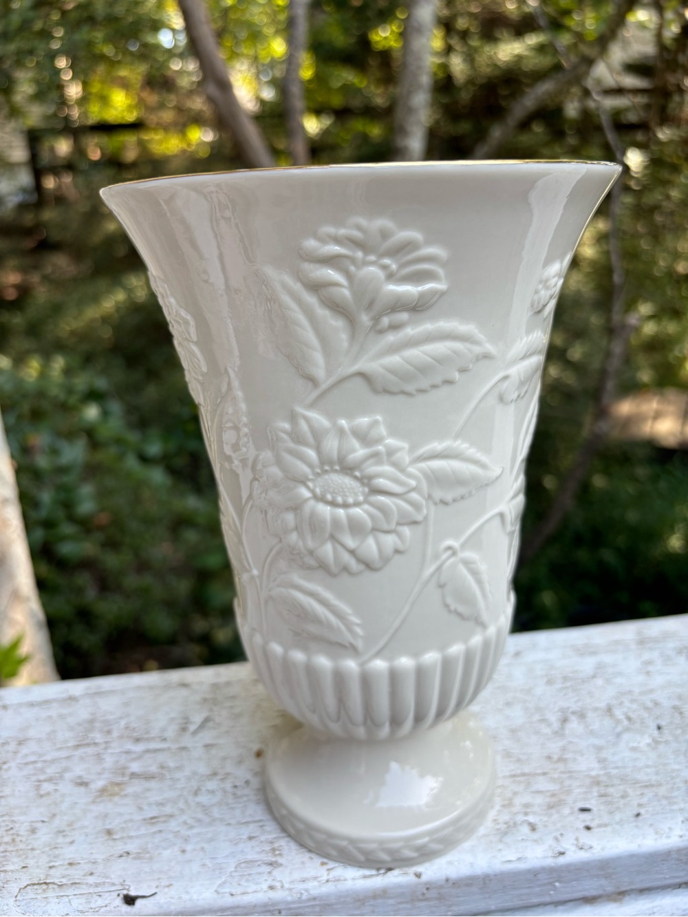 Classic Lenox Dahlia Vase White Embossed Floral Ceramic Vase